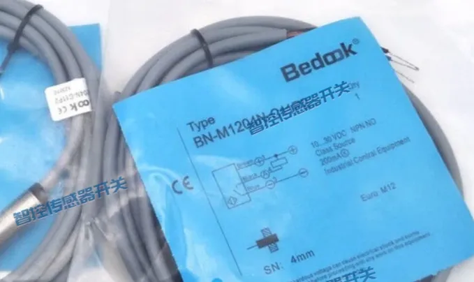 Proximity switch sensor, 24 Volts, PNP, Bedook
