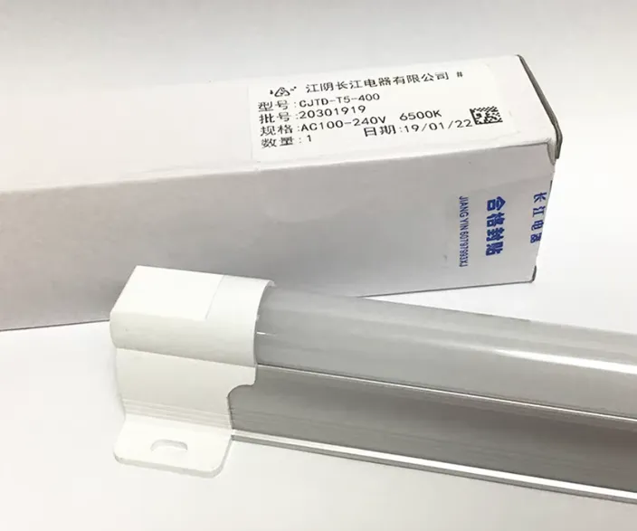 Marine LED lighting fixtures