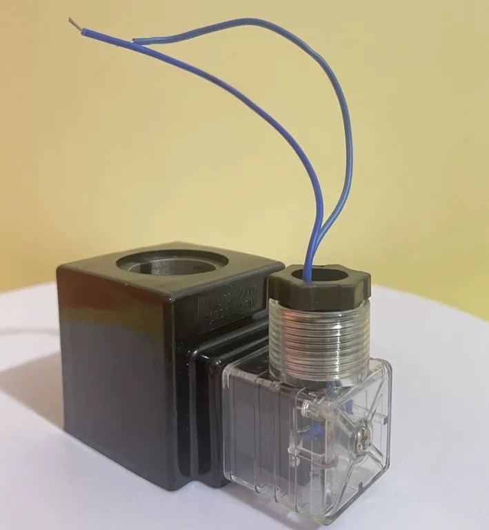 Solenoid valve coil